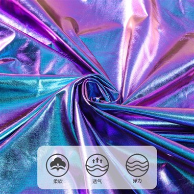 Modne tkaniny odblaskowe – zastosowanie odblaskowych nadruków