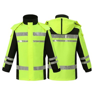 Kiedy pracownicy administracji drogowej noszą odpinaną, odblaskową odzież baw...